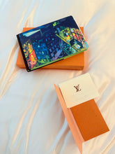 Load image into Gallery viewer, Authentic Louis Vuitton Travel Book Paris