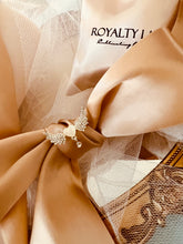 Load image into Gallery viewer, Angel Wings Opal Heart Brooch