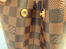 Load image into Gallery viewer, Louis Vuitton Kensington Damier Bag
