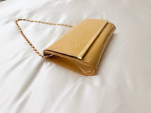 Load image into Gallery viewer, Louis Vuitton Vernis Monogram Ana Clutch Dune Bag
