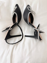Load image into Gallery viewer, Black Satin Rhinestone Bow Heels For Women

