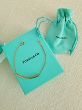 Load image into Gallery viewer, Tiffany &amp; Co Pierced Atlas Bracelet 18k Gold W Diamond
