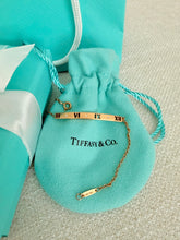Load image into Gallery viewer, Tiffany &amp; Co Pierced Atlas Bracelet 18k Gold W Diamond
