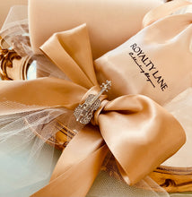 Load image into Gallery viewer, Violin Rhinestone Brooch  Pin
