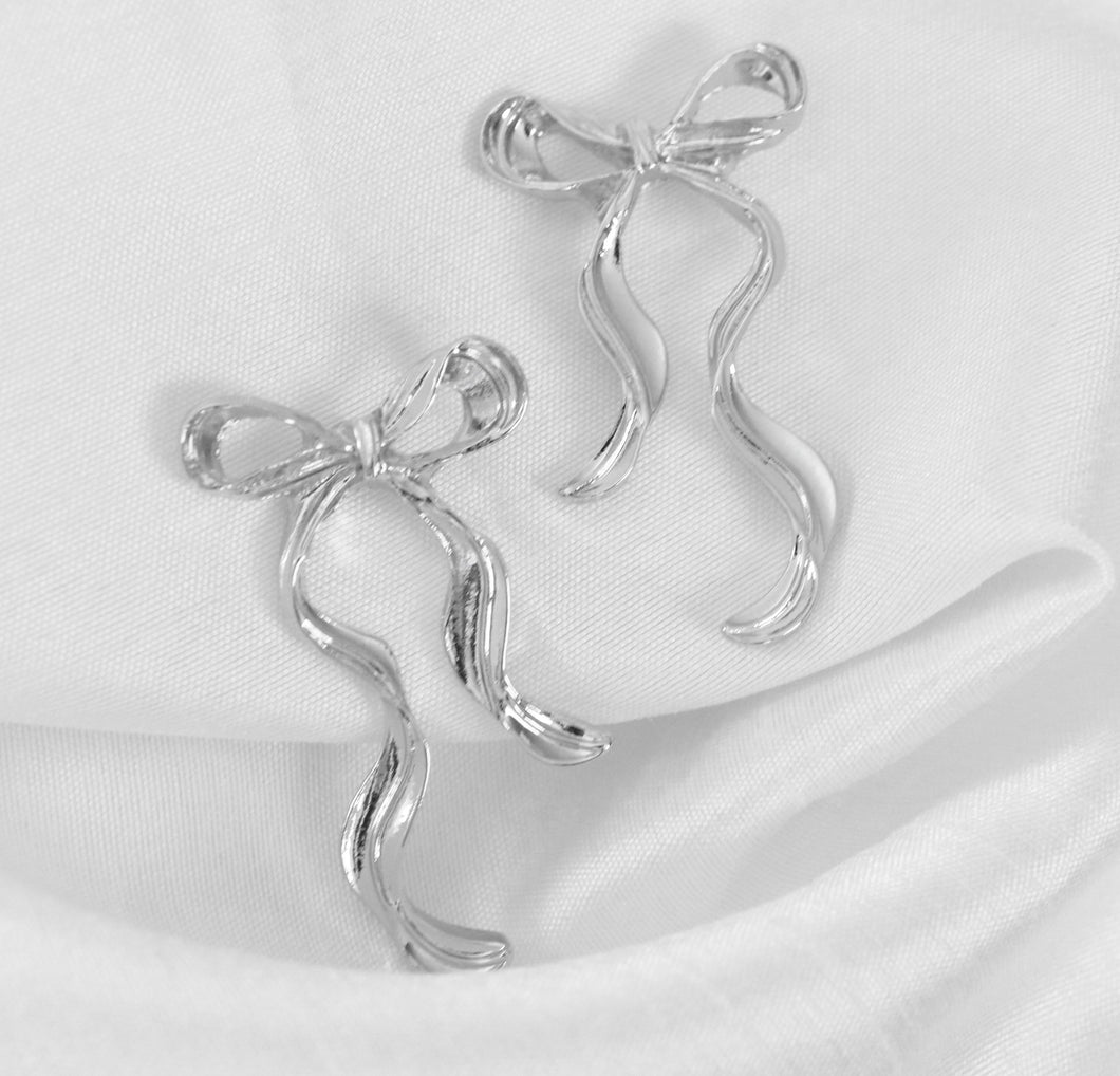 Silver Gold Bow shaped earrings cute affordable ribbon earrings jewelry for women
