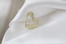 Load image into Gallery viewer, Pearl Heart Brooch Pin
